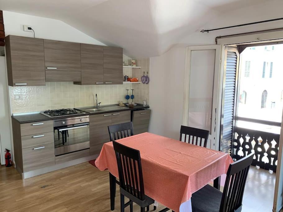 Casa Rino: Vacanze In Casetta...... Dongo Eksteriør bilde